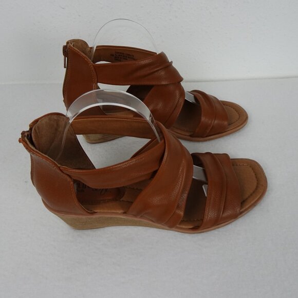 Euro Soft by Sofft Wedge Sandals Women's Size 9M Brown Zip Back Strappy Comfort - Picture 2 of 14